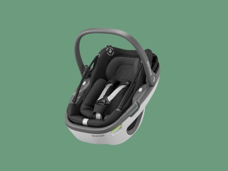 Maxi-Cosi Coral Baby Car Seat + FamilyFix 3 Car Seat Base